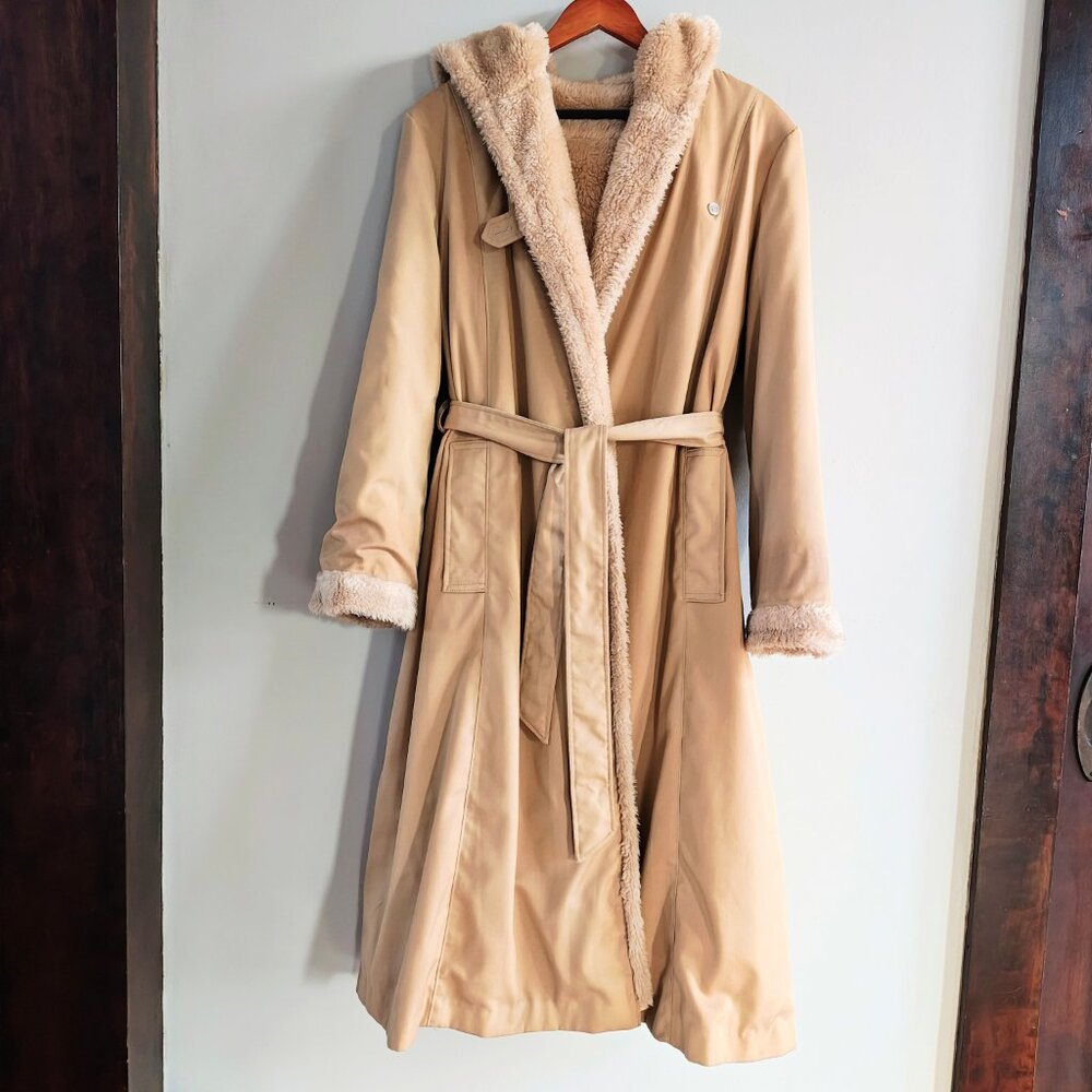 Vintage Hooded Long Coat - Picture 12 of 13